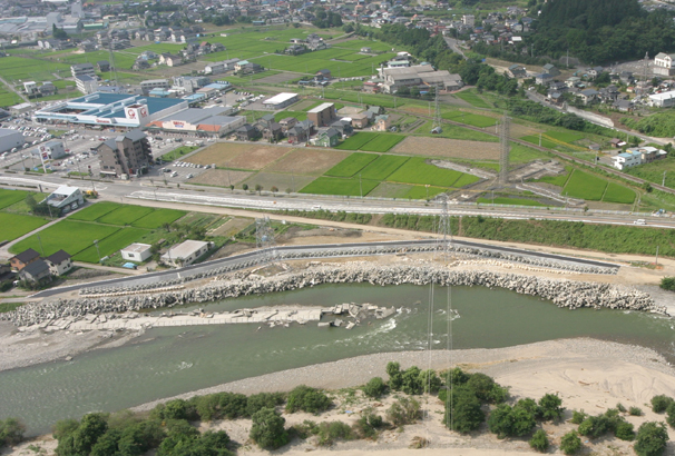 天竜川北島護岸緊急復旧工事