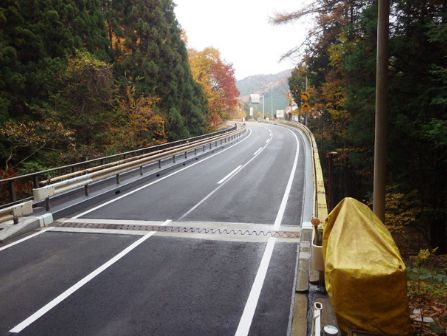 飯田維持管内トンネル補修工事