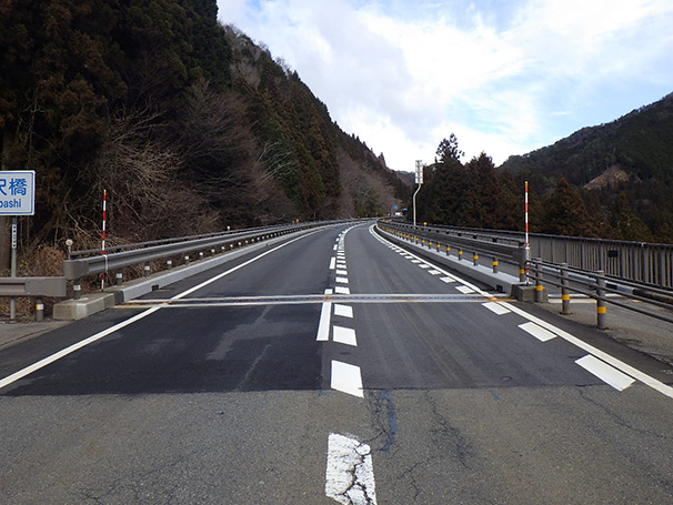 １５３号橋梁補修工事